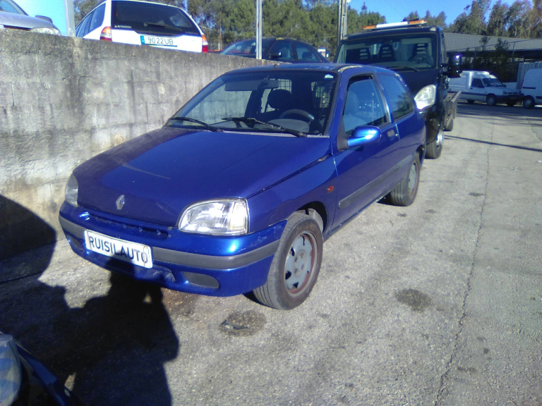 CLIO I  RENAULT - ID V_V7797