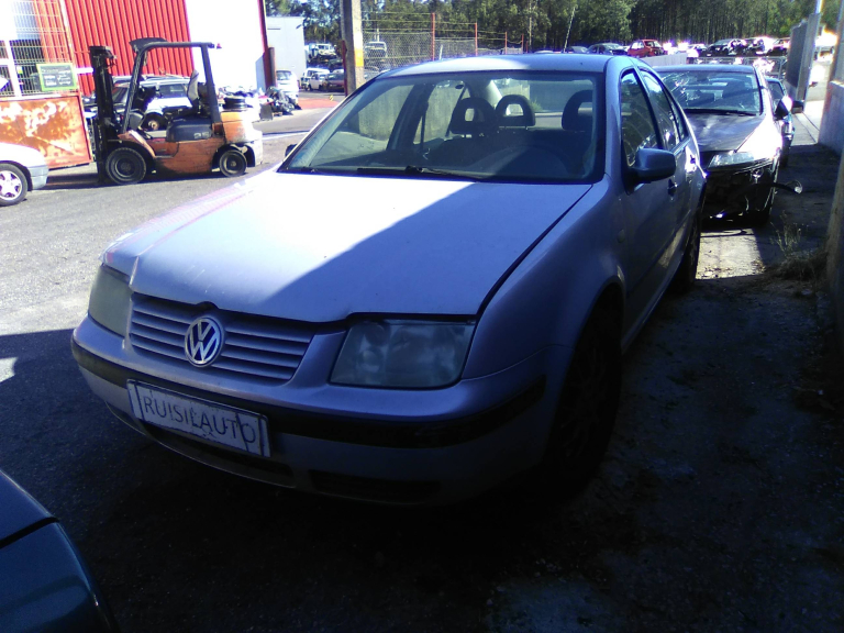 BORA  VOLKSWAGEN - ID V_V5722