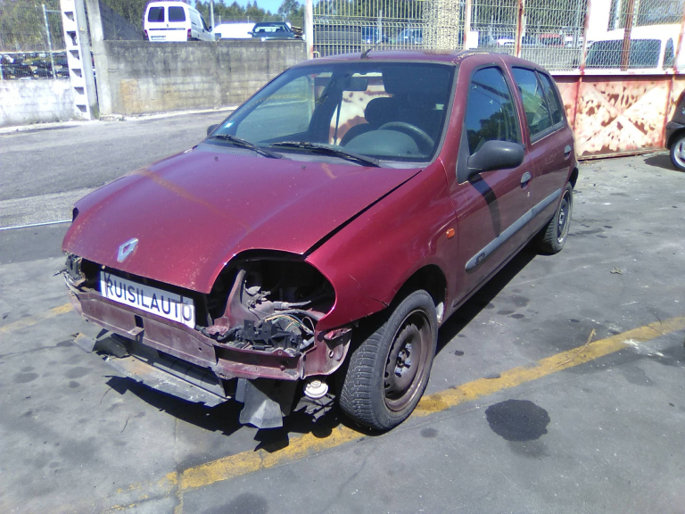 CLIO II  RENAULT - ID V_V6765