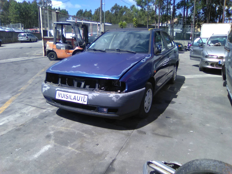 CORDOBA  SEAT - ID V_V7341