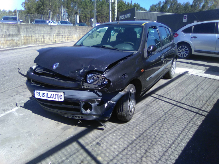 CLIO II  RENAULT - ID V_V6314