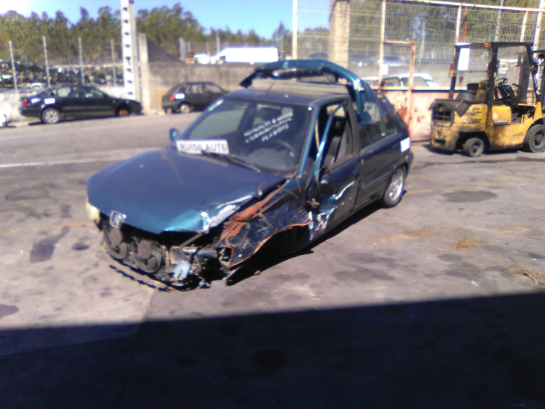 106 II  PEUGEOT - ID V_V6846