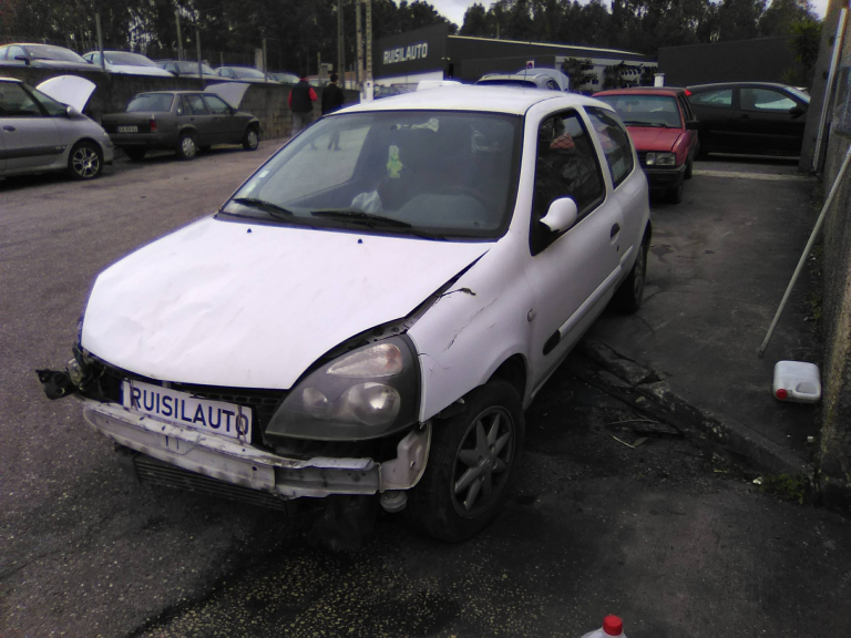 CLIO II  RENAULT - ID V_V6614