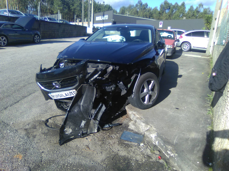 V40 Hatchback  VOLVO - ID V_V6786