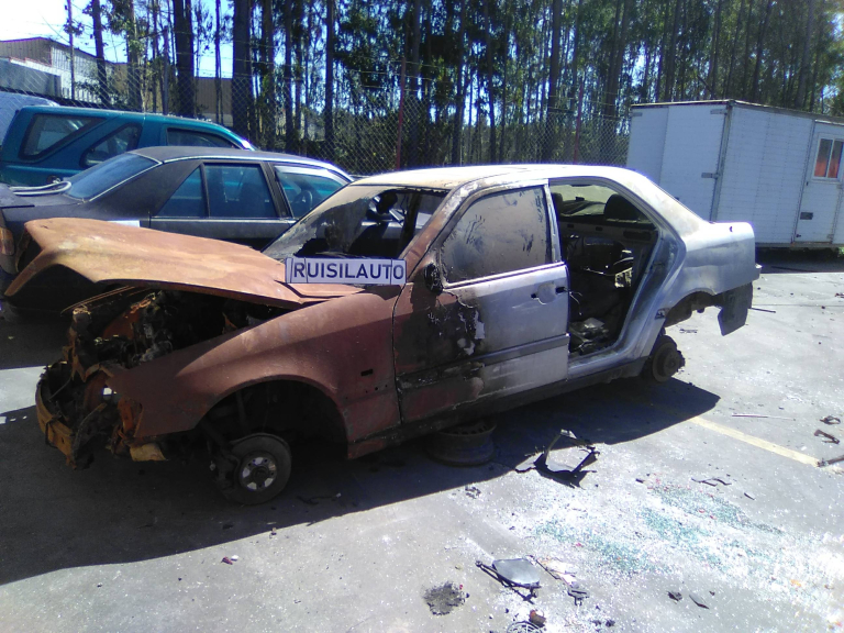 C-CLASS  MERCEDES-BENZ - ID V_V7256