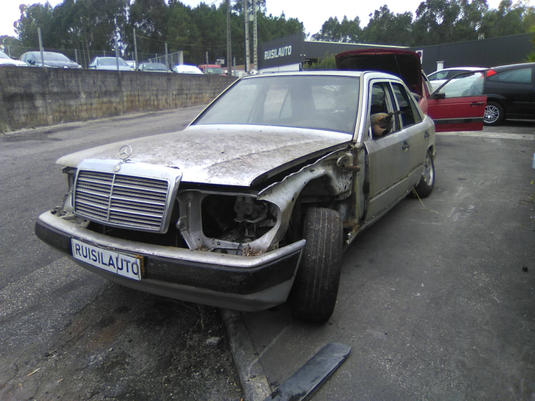 TRÊS VOLUMES  MERCEDES-BENZ - ID V_V7443