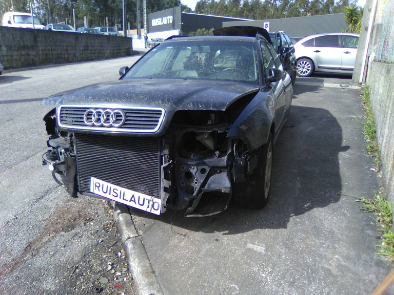 A4 Avant  AUDI - ID V_V6598