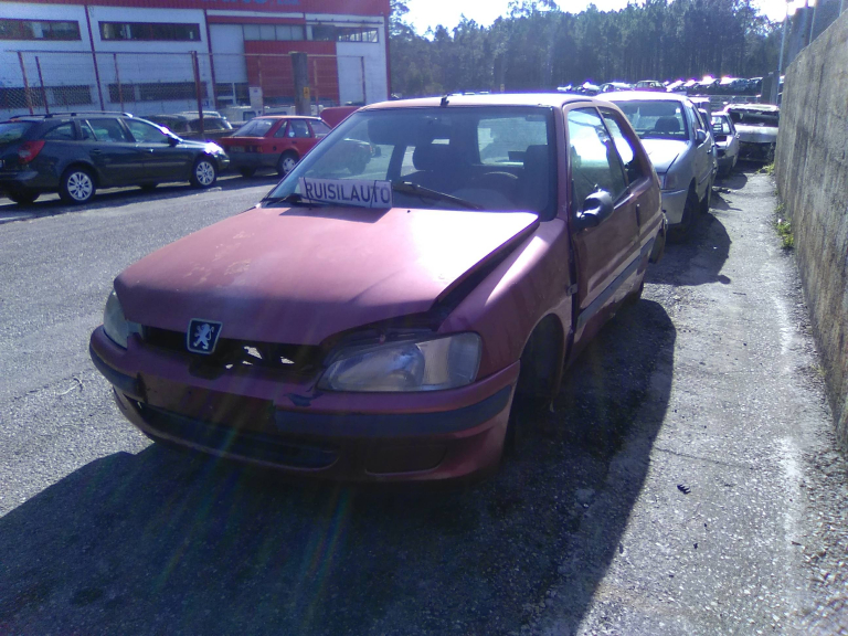 PEUGEOT 106 II 
