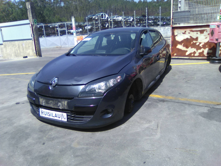 MEGANE III Grandtour  RENAULT - ID V_V8078