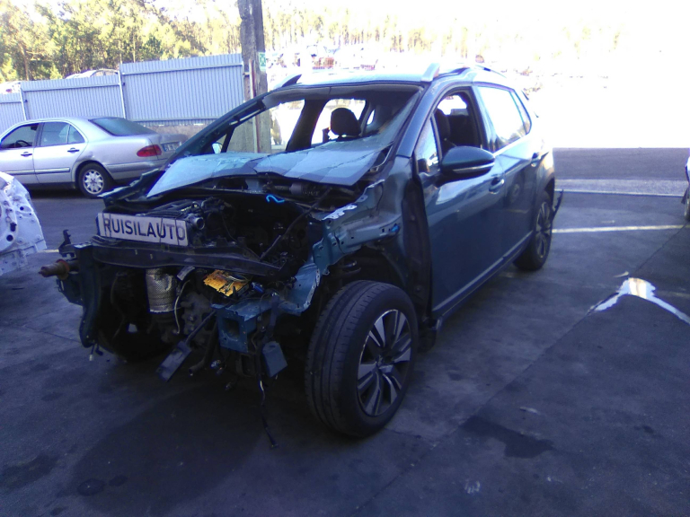 2008 I  PEUGEOT - ID V_V8336