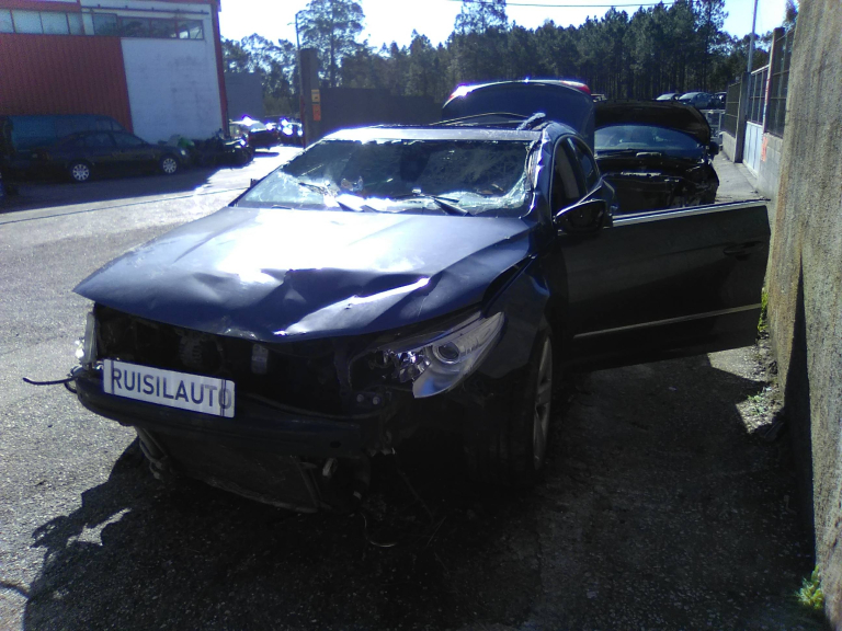 CC  VOLKSWAGEN - ID V_V7851