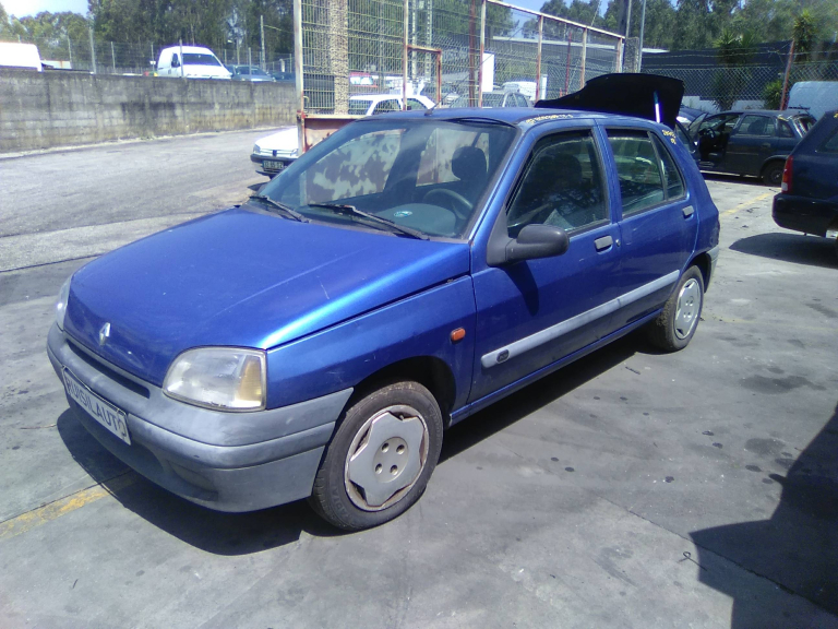 CLIO I  RENAULT - ID V_V7396