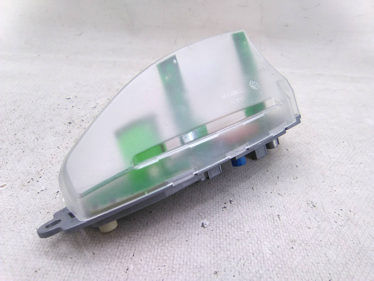 Antena BMW 5 (F10) | 09 - 16 Imagem-1