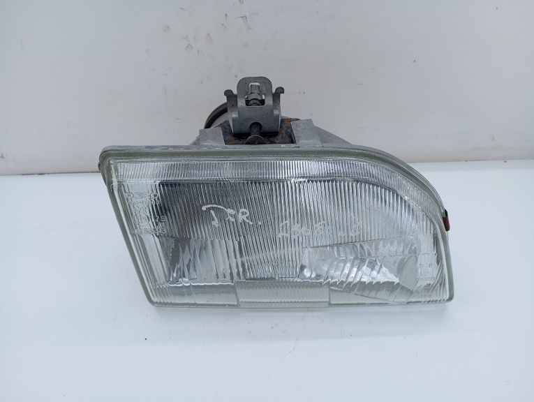 Ótica / Farol Direito FORD - ID S_15635494