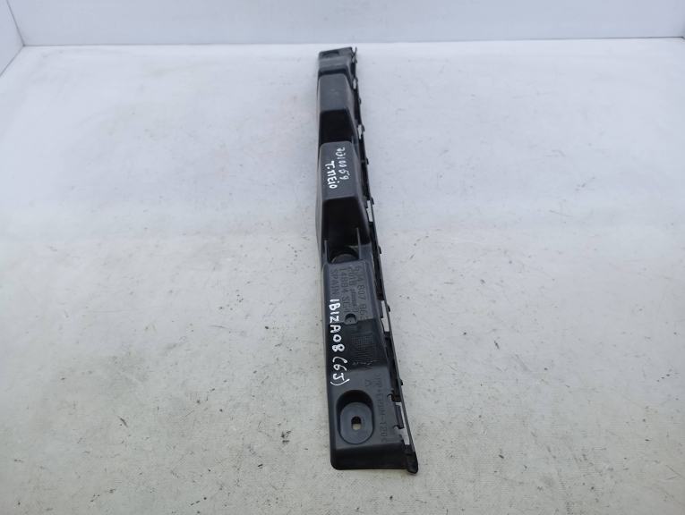 Guia / Encaixe Parachoques Trás Meio SEAT IBIZA IV (6J5, 6P1) | 08 - 17 Imagem-2