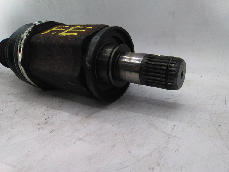 Transmissão Frente Esquerda BMW 5 Touring (F11) | 09 - 17 Imagem-1