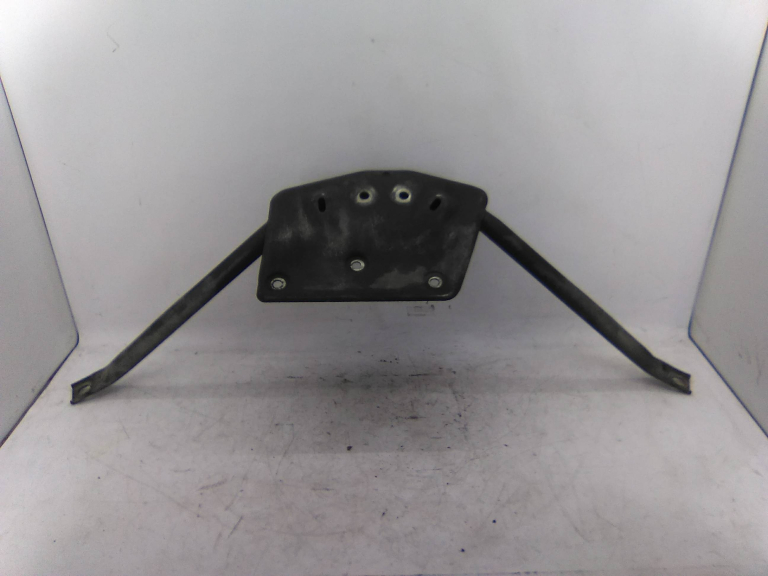 Travessa Charriot Frente BMW 5 Touring (F11) | 09 - 17 Imagem-2