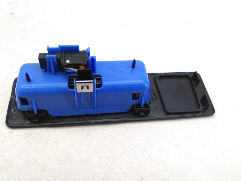 Botão Abertura Mala BMW 5 (F10) | 09 - 16 Imagem-1