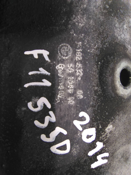 Travessa Charriot Frente BMW 5 Touring (F11) | 09 - 17 Imagem-1