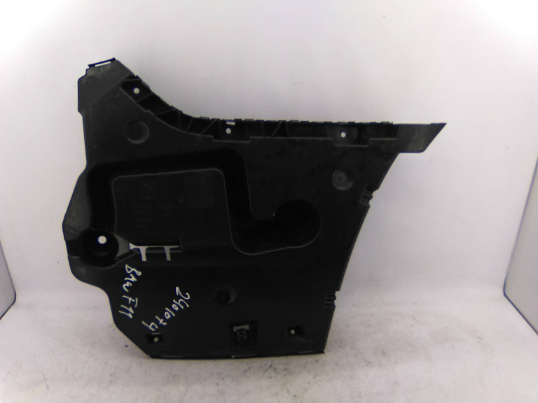 Guia / Encaixe Parachoques Trás Direito BMW - ID S_16734216