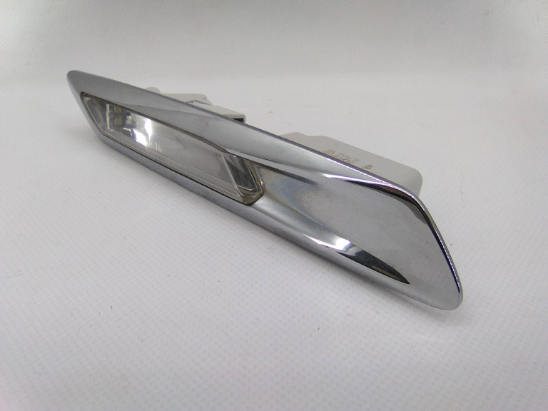 Pisca Lateral Guarda-lama Esquerdo BMW 5 (F10) | 09 - 16 Imagem-1