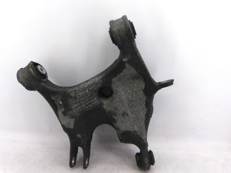 Braço Suspensão Trás Esquerdo BMW - ID S_16735922