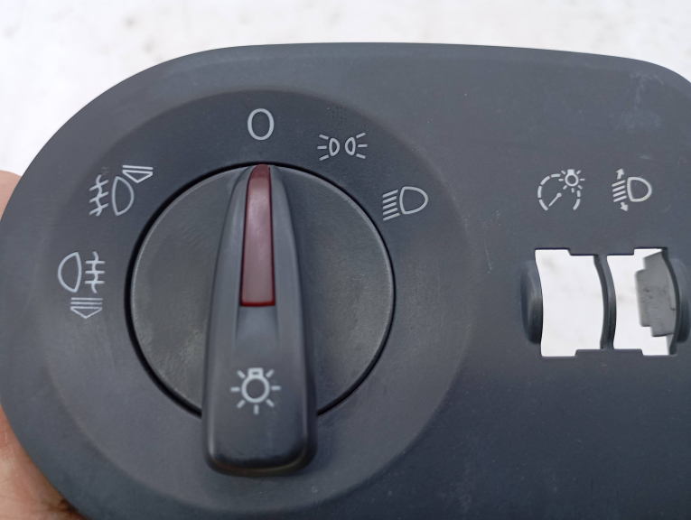 Comutador Luzes Lateral SEAT IBIZA IV (6J5, 6P1) | 08 - 17 Imagem-3