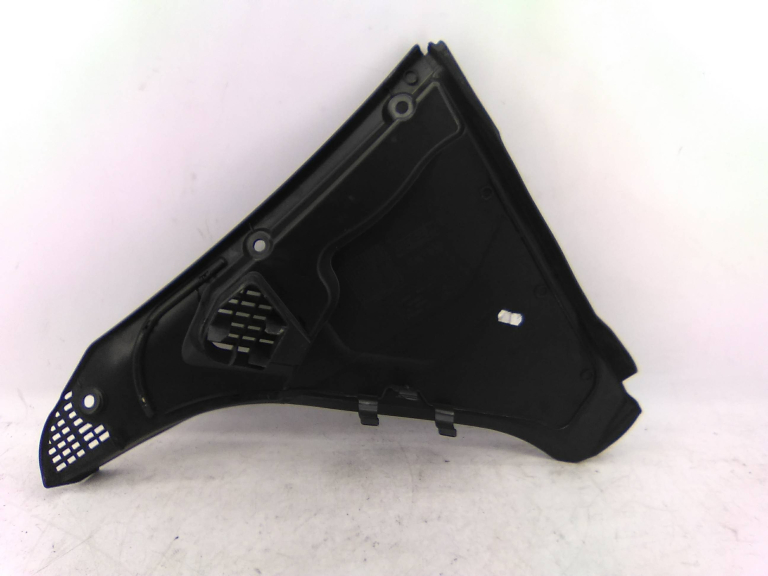 Forra Curcuvan Direita BMW 5 Touring (F11) | 09 - 17 Imagem-1