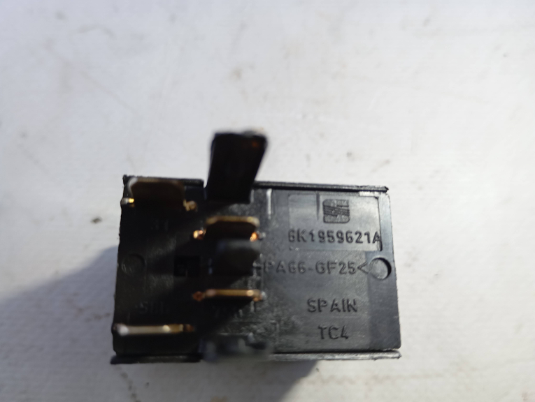 Comando / Botão Desembaciamento óculo Traseiro SEAT IBIZA II (6K1) | 93 - 02 Imagem-3