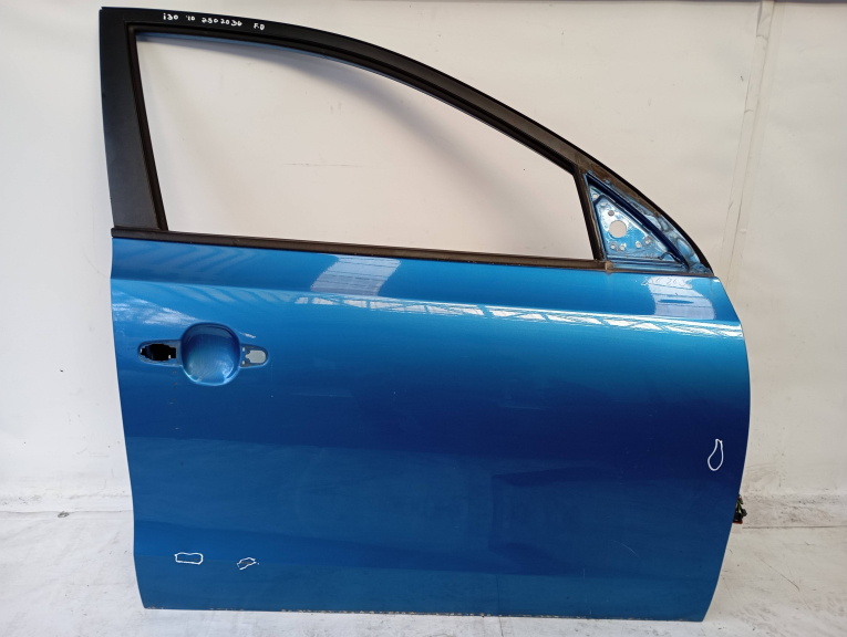 Porta Frente Direita HYUNDAI - ID S_20426690