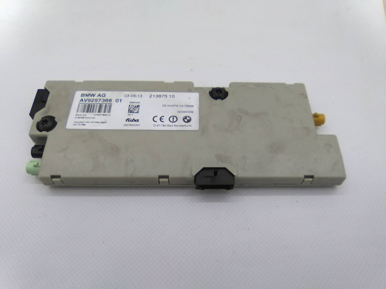Amplificador Antena BMW - ID S_21052308