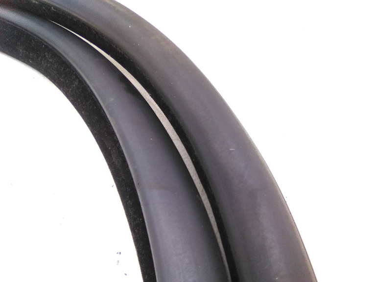 Borracha  Carroçaria Porta Trás Esquerda BMW 5 (F10) | 09 - 16 Imagem-2