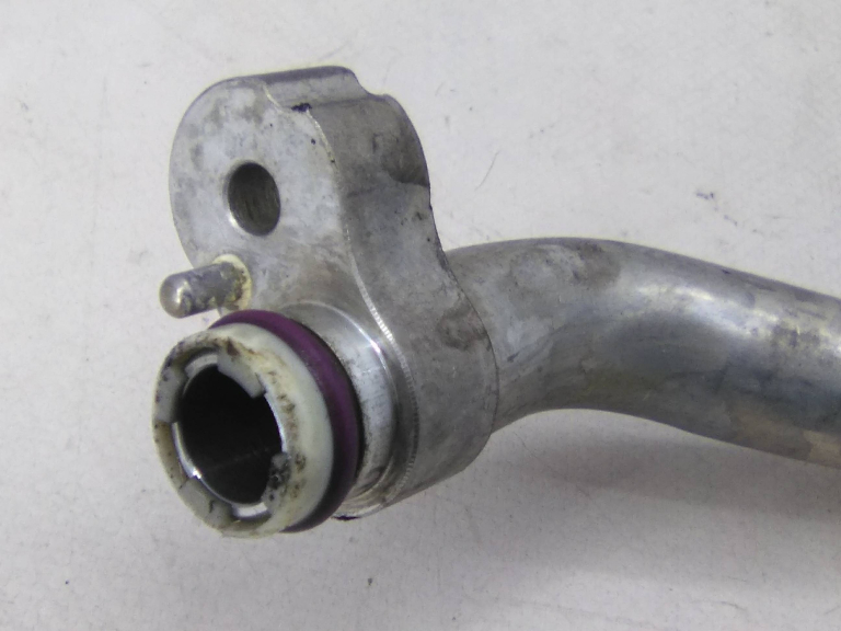 Tubo Ar Condicionado BMW 5 (F10) | 09 - 16 Imagem-3