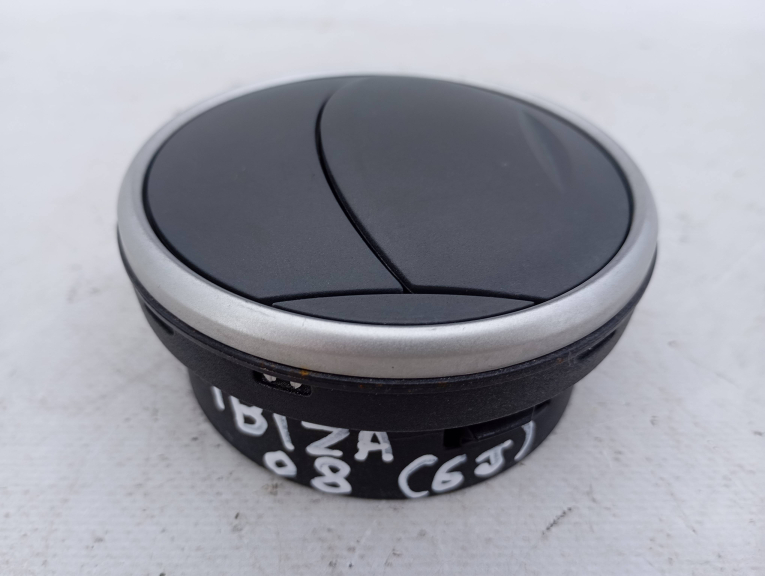 Difusor Frente SEAT - ID S_16040420