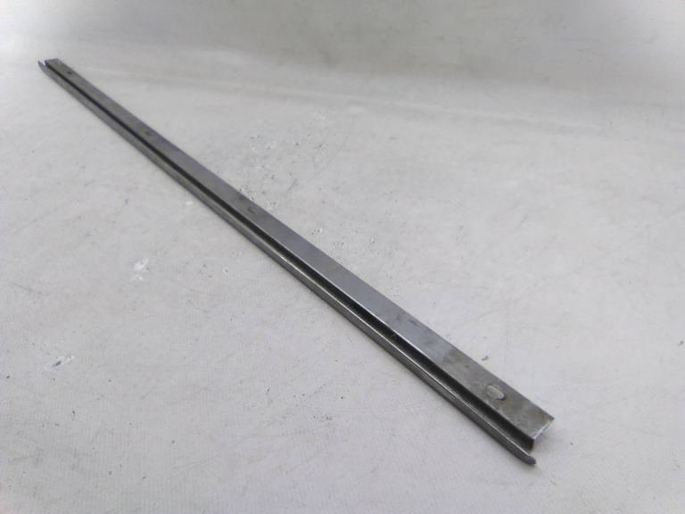 Friso Porta Esquerda FIAT 127 (127_) | 71 - 96 Imagem-1