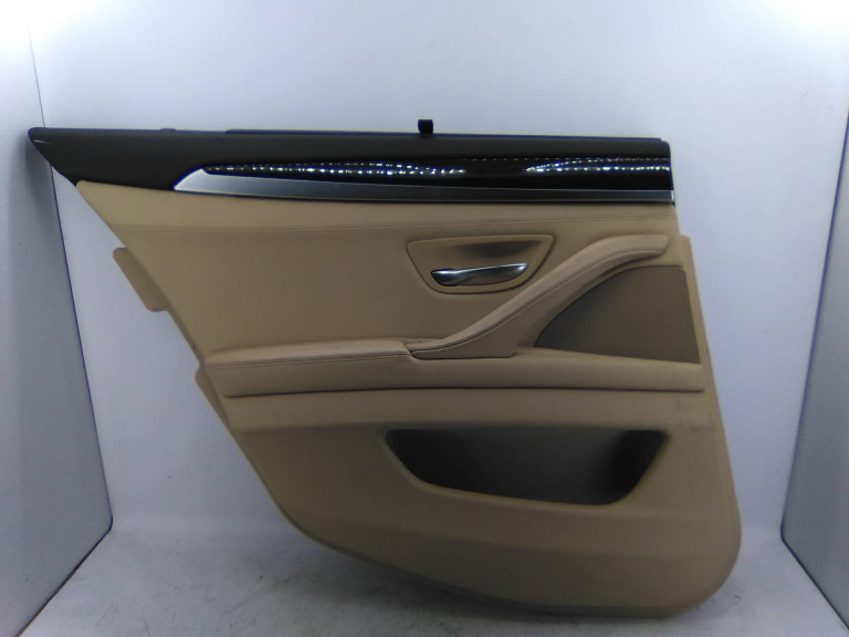 Forra Porta Trás Esquerda BMW - ID S_16735251