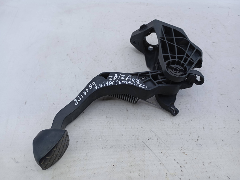 Pedal Embraiagem SEAT - ID S_16040411
