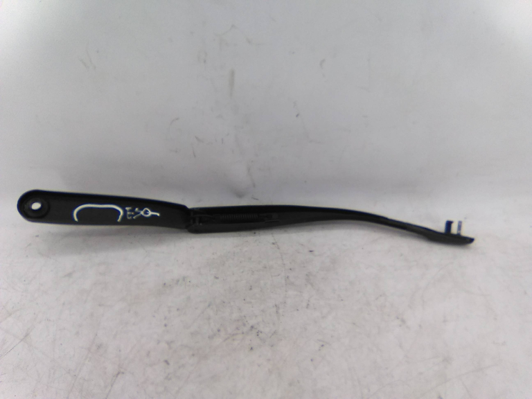 Braço Limpa Vidros Frente Esquerdo BMW 5 Touring (F11) | 09 - 17 Imagem-1