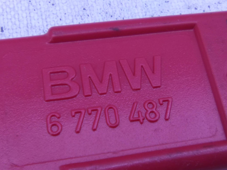 Triângulo Sinalização BMW 5 (F10) | 09 - 16 Imagem-2