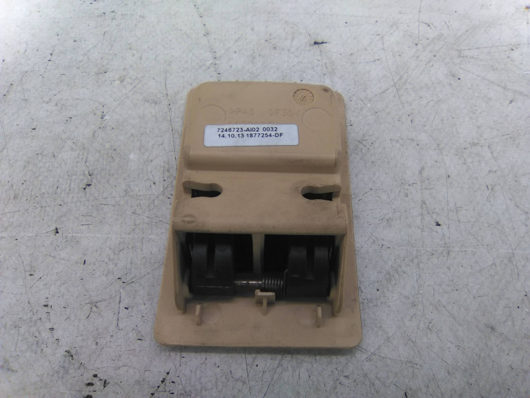 Puxador Banco Trás BMW 5 Touring (F11) | 09 - 17 Imagem-1