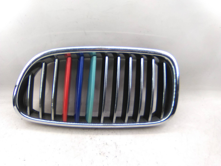 Grelha Principal Esquerda BMW - ID S_21051593