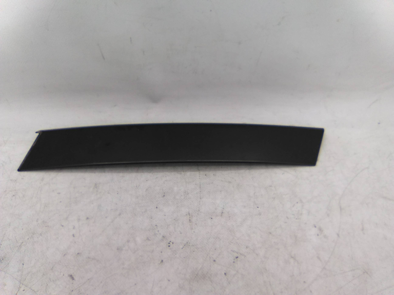 Friso Vertical Painel Trás Esquerdo BMW - ID S_18429422