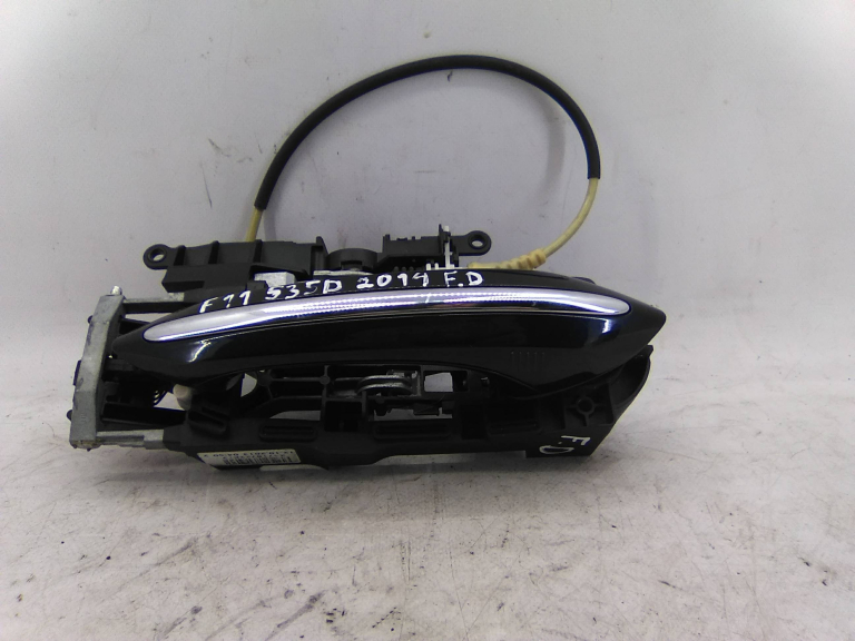 Puxador Exterior Frente Direito BMW - ID S_16734138