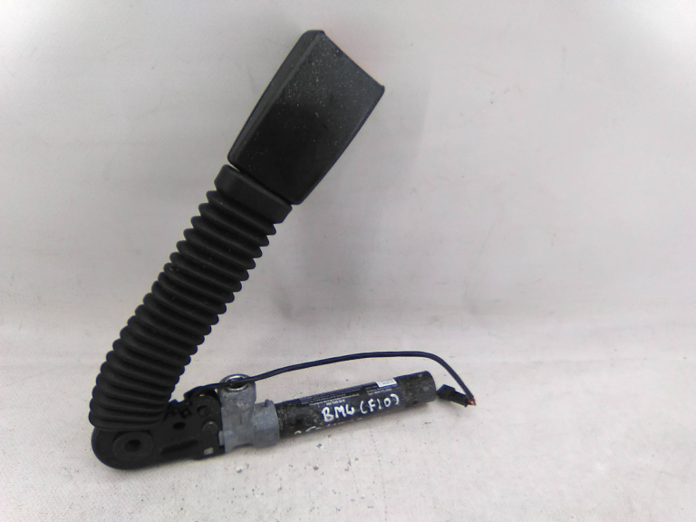 Pré-tensor Esquerdo BMW - ID S_21052670