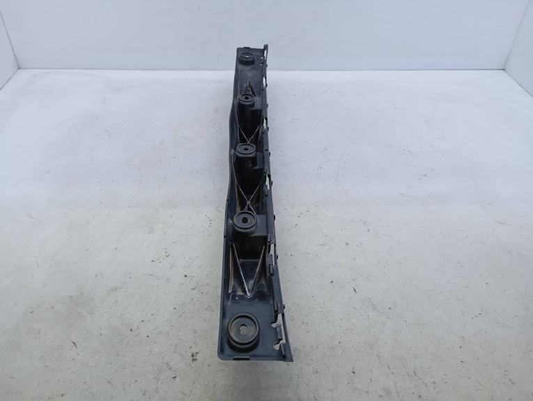 Guia / Encaixe Parachoques Trás Meio SEAT IBIZA IV (6J5, 6P1) | 08 - 17 Imagem-6