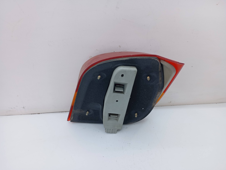 Farolim Trás Painel Esquerdo FORD FIESTA III (GFJ) | 89 - 97 Imagem-1