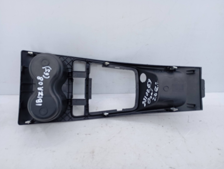 Forra Consola Central SEAT IBIZA IV (6J5, 6P1) | 08 - 17 Imagem-1