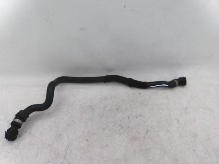 Tubo água BMW 5 Touring (F11) | 09 - 17 Imagem-2