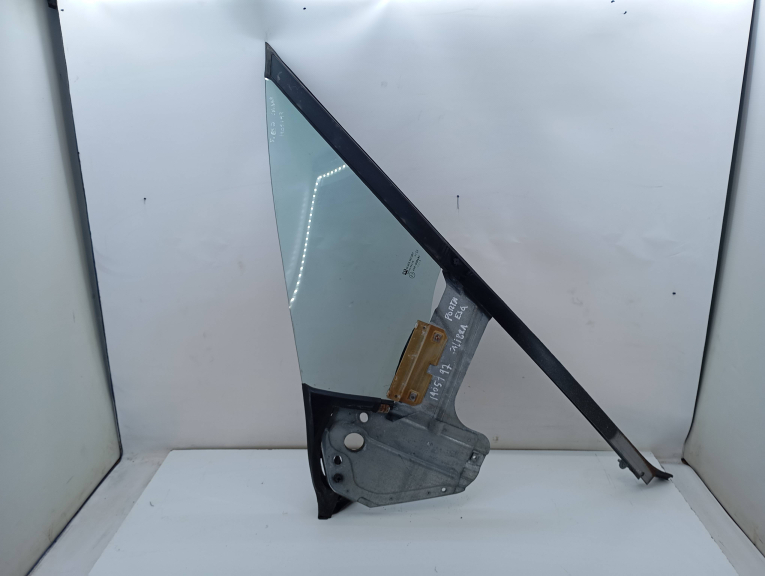 Canto Triângulo Fixo Porta Esquerda OPEL - ID S_9948377