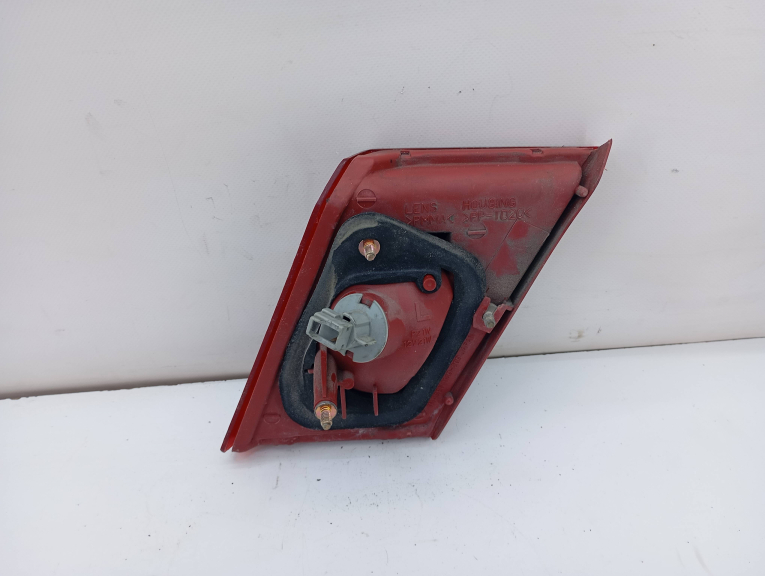 Farolim Trás Mala Esquerdo MITSUBISHI LANCER VI (CJ_, CP_) | 95 - 03 Imagem-1